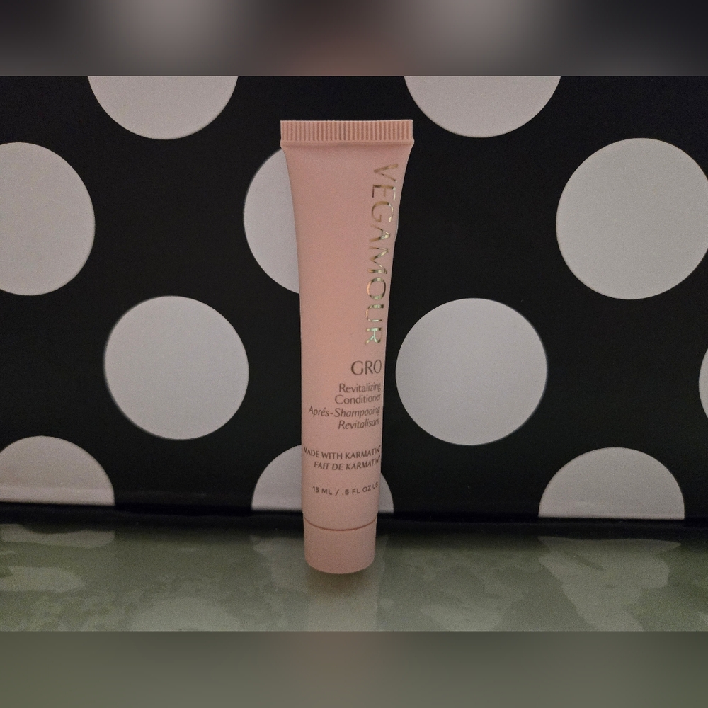 10/$25✨️Vegamour Conditioner MINI✨️